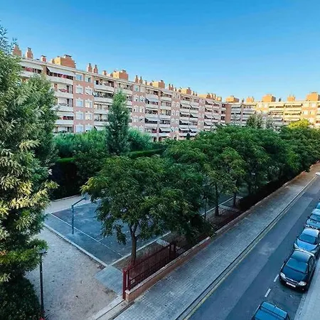 Premium Aparthotel-portaventura, Ferrariland,tren Apartment